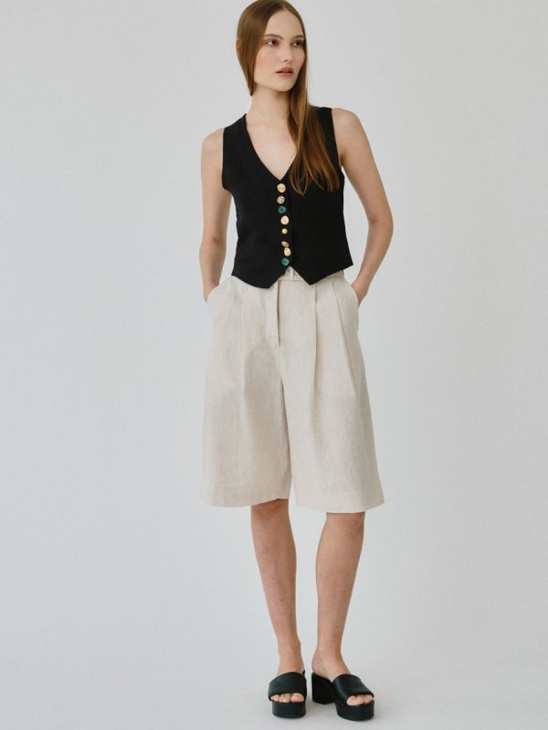 Beau Linen Bermuda Shorts in Beige Online Sale