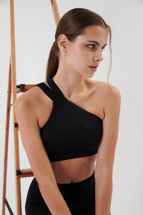 AirRise Convertible V neck sports bra - Black For Sale