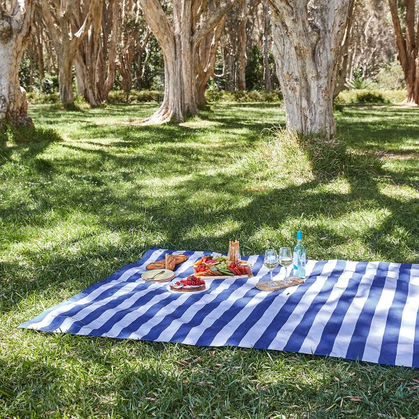 Dock & Bay Picnic Blanket - Whitsunday Blue For Sale