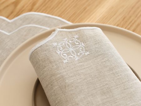 Beige Figura Linen Napkin (Set of 2) For Sale